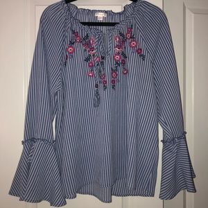 Xhilaration bell sleeve shirt